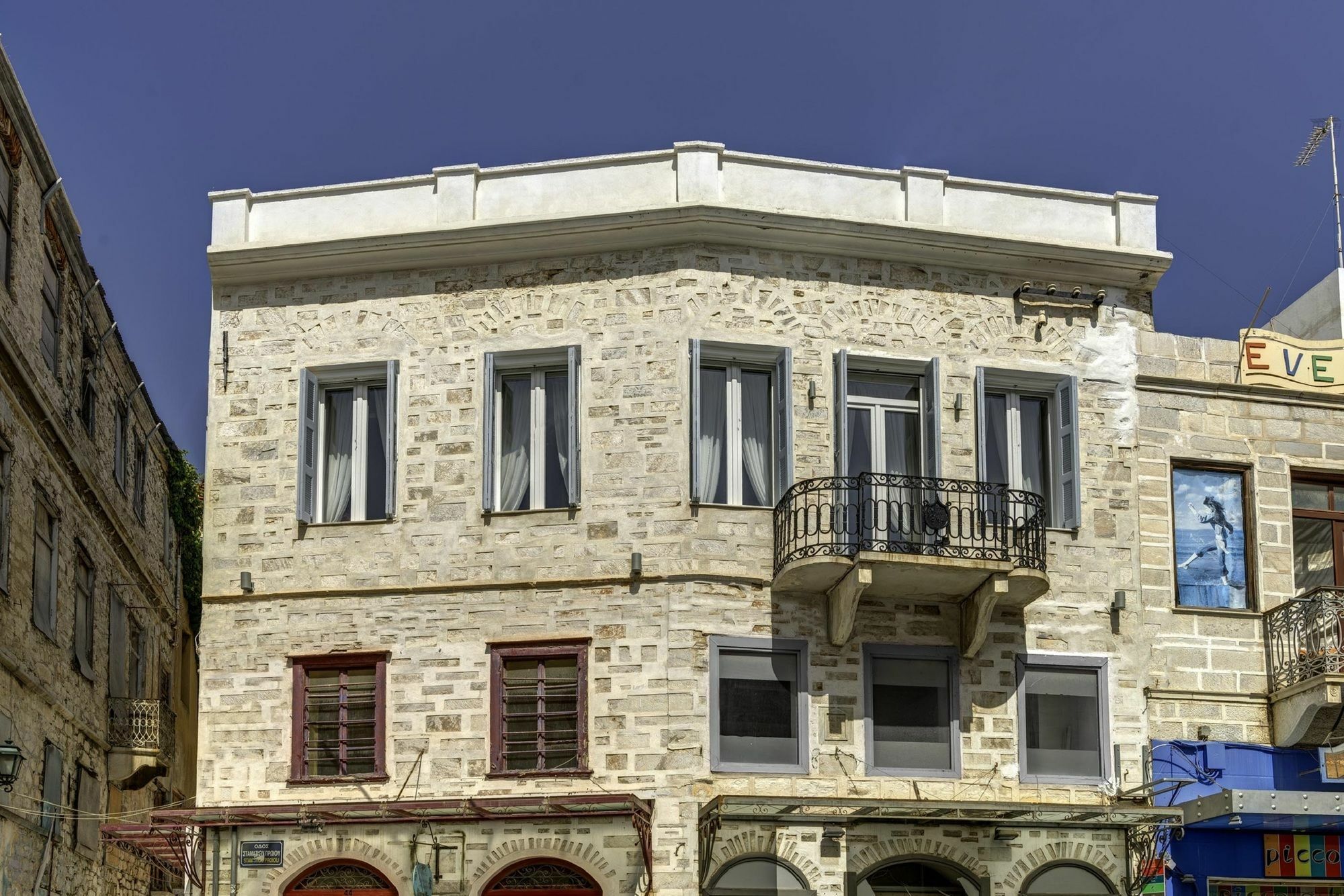 1844 Suites Syros Эрмуполис Экстерьер фото